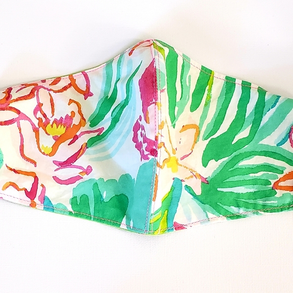 Lilly Pulitzer Face Mask - Pink Orchid - Picture 2 of 4